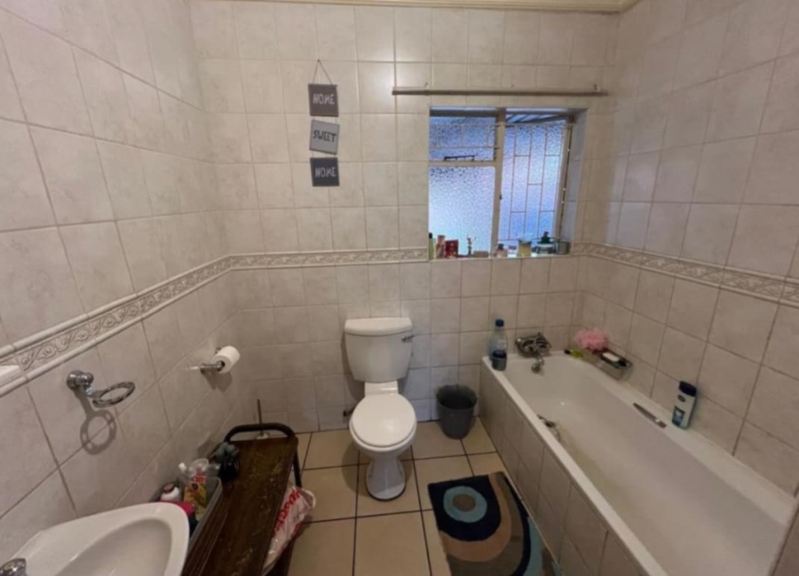 3 Bedroom Property for Sale in Riviera Northern Cape